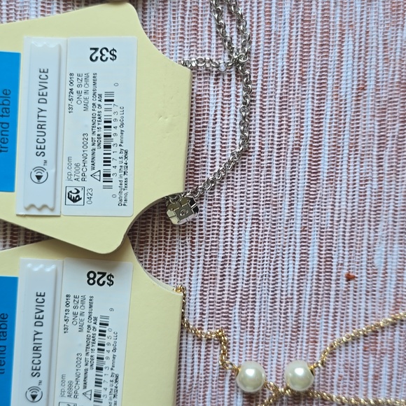 MONET BRAND WOMEN'S FASHION JEWELRY BUNDLE OF 4 LONG NECKLACES - Picture 13 of 14